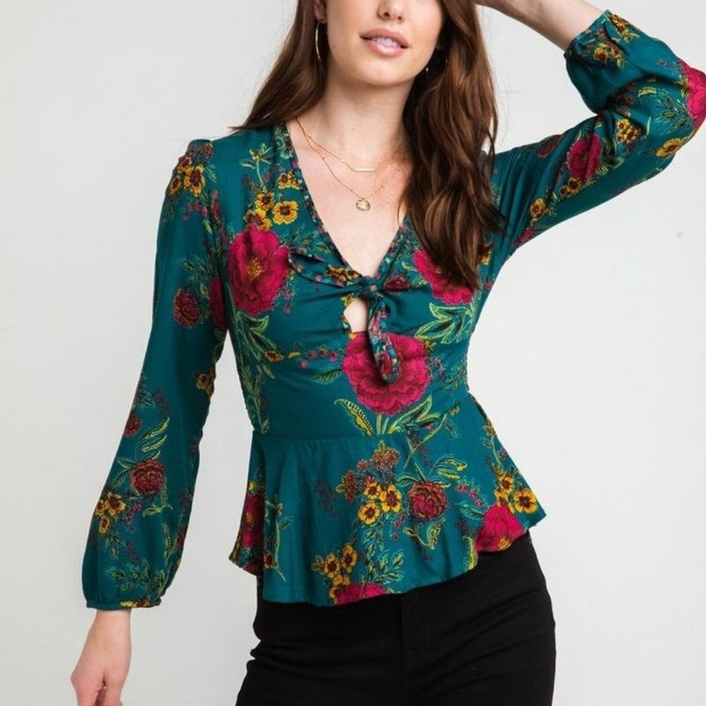 Gypsy Love Boho Floral Teal Smocked Peplum Ruffle Peasant Blouse L